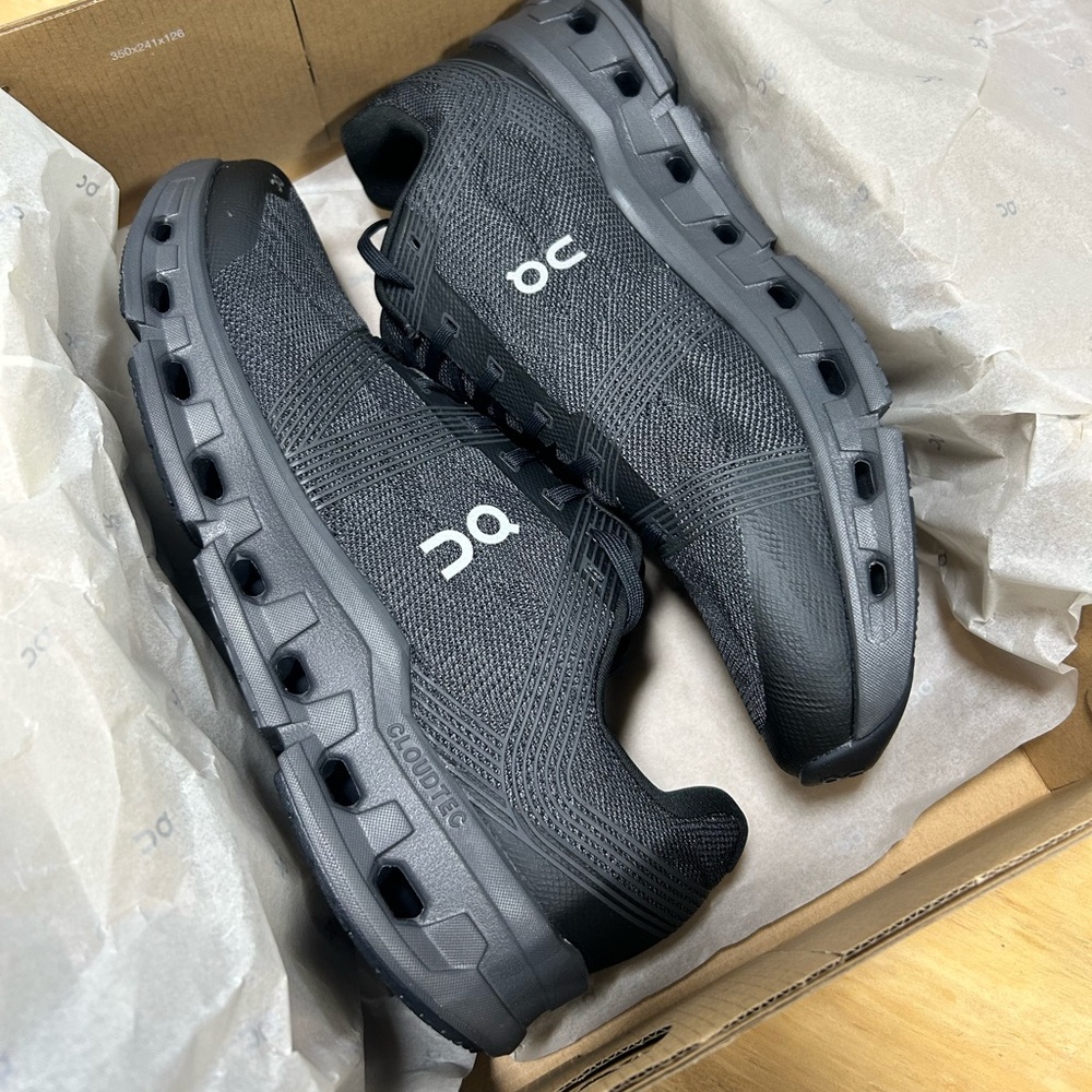 On Cloud Mens Shoes Black
